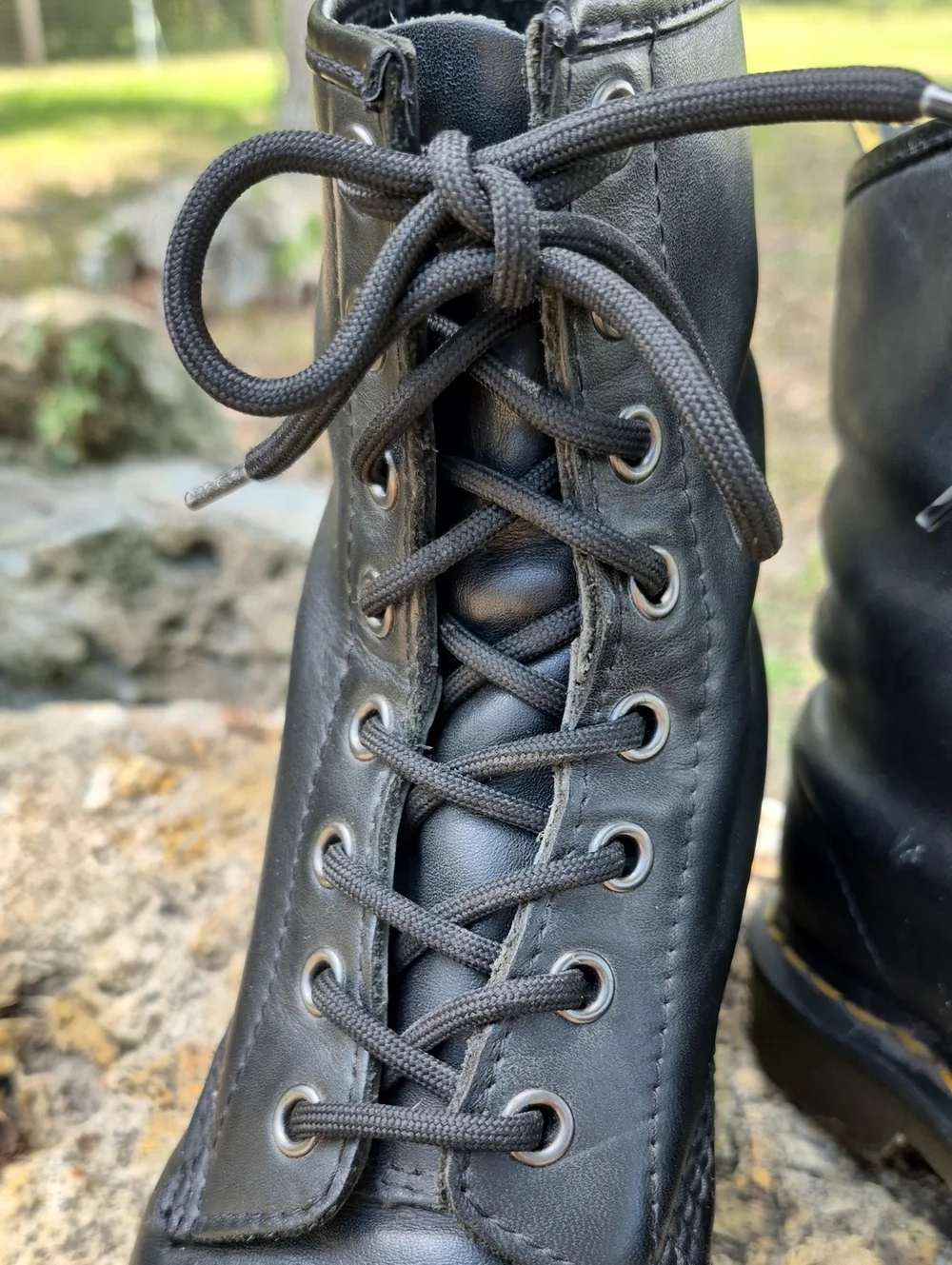 Dr. Martens The Original Air Cushion Sole Lace Up - Picture 9 of 12